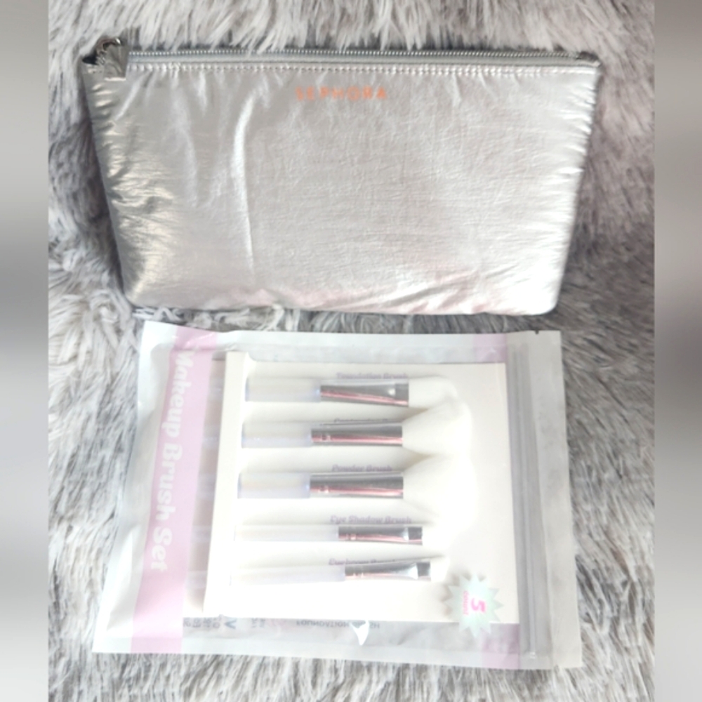Sephora Cosmetic Bag with Silver Unbranded Makeup Brush Set
